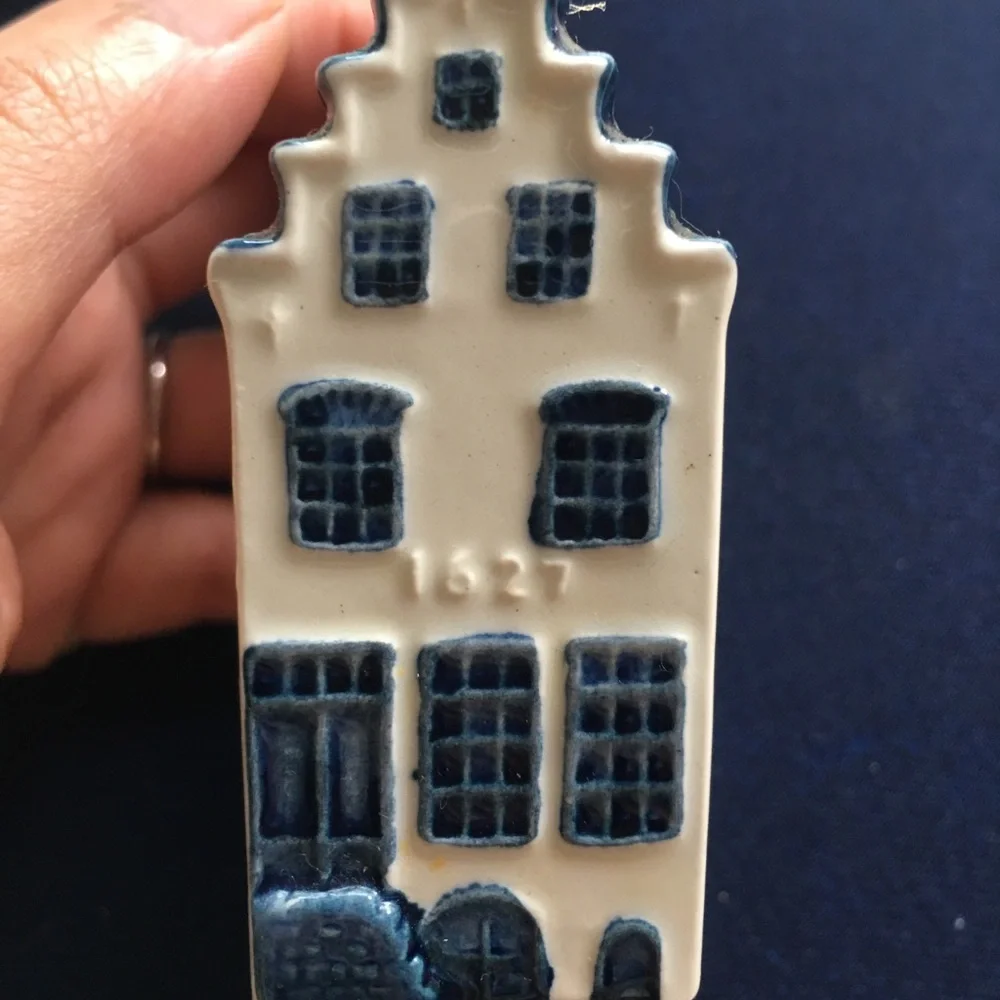 Blue and White Delft Ceramic House-KLM Minis